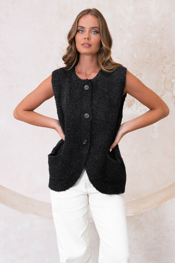 Boucle Vest Black