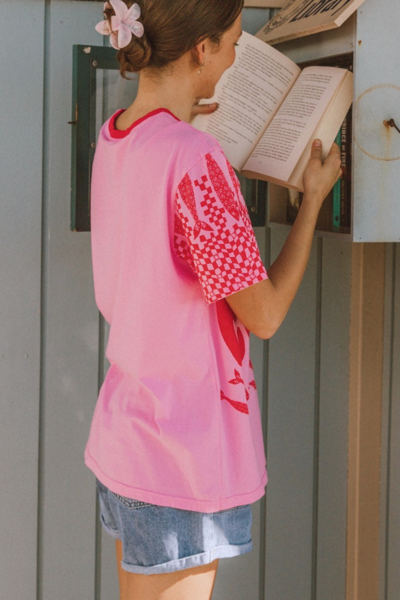On The Coast Tee Pink