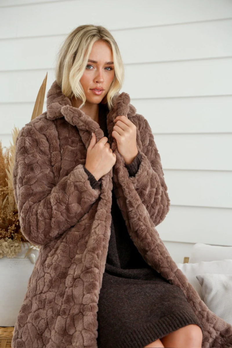 Fully Lined Marilyn Fur Coat Mocha