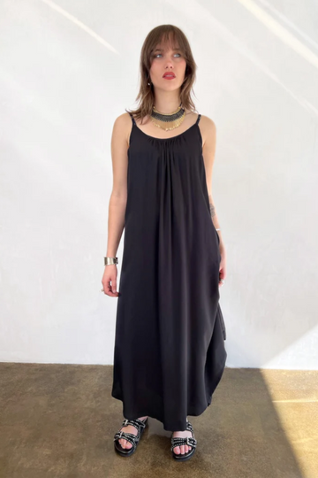 Inzagi - Nusa Maxi Dress Black